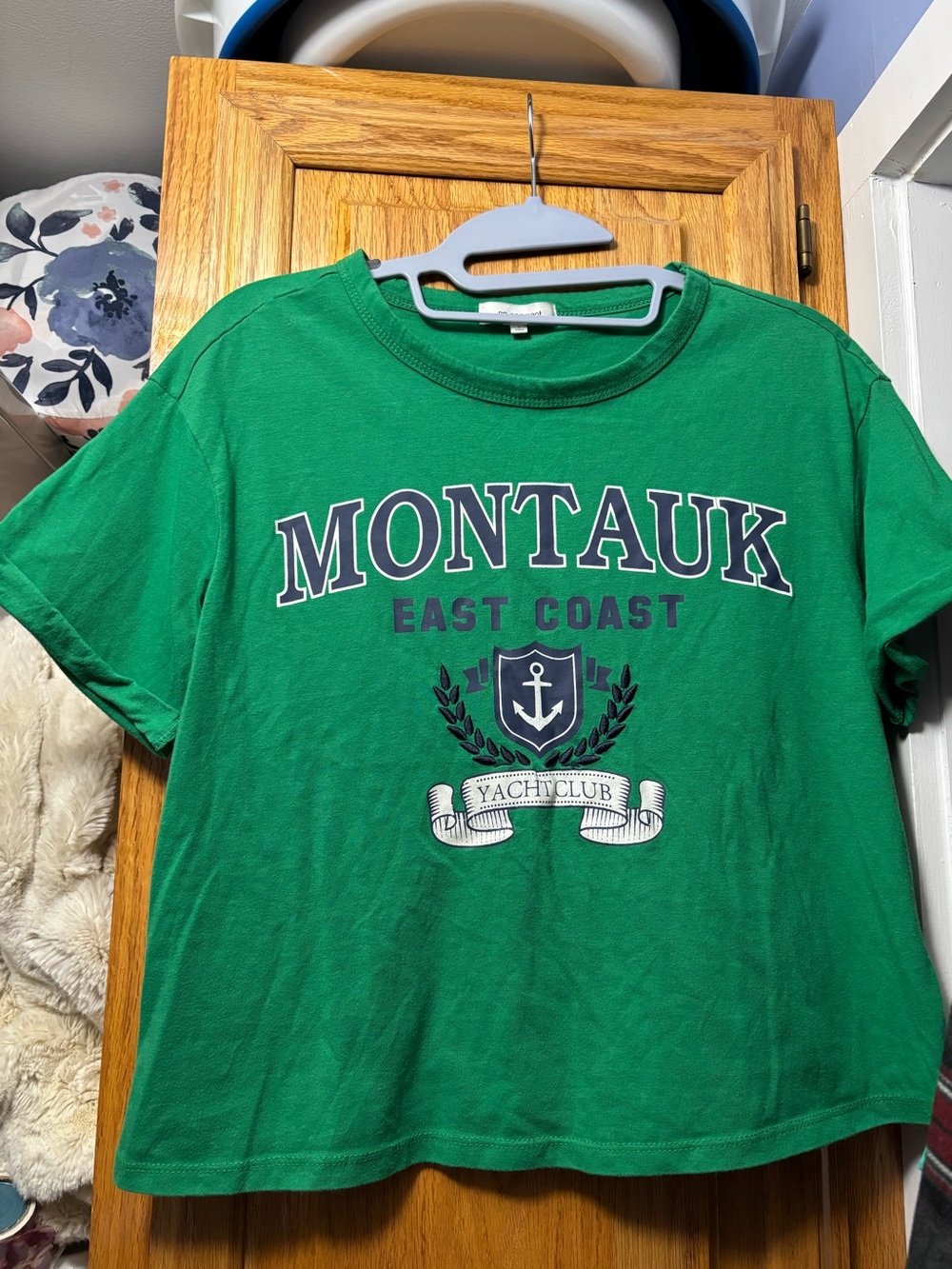 No Comment Montauk East Coast Green Crop Tee